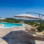 Belvilla By Oyo Ise Villa