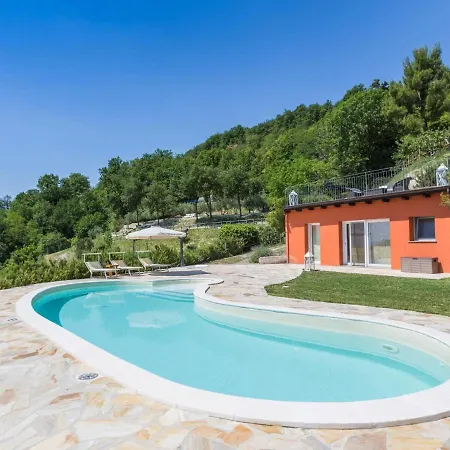 Villa Belvilla By Oyo Ise Montefelcino