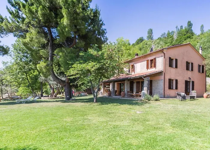 Belvilla By Oyo Ise * Montefelcino